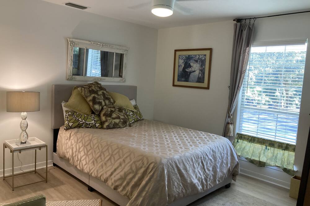 Photo of Bedroom in Fairhope