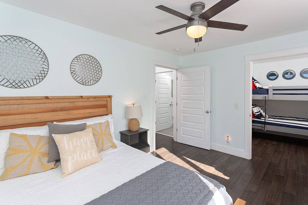 Photo of Bedroom in East Beach