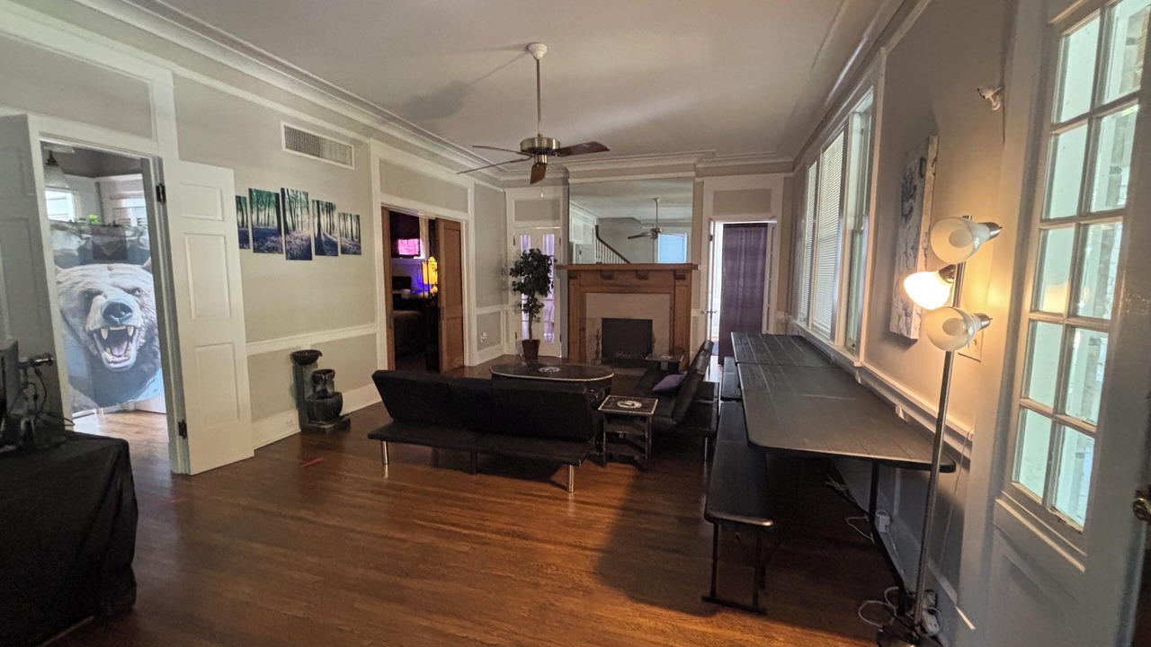 Photo of Bedroom in Crosstown