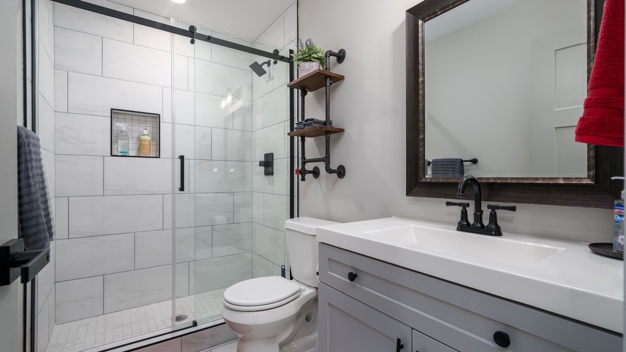 Photo of Bathroom in Ellijay