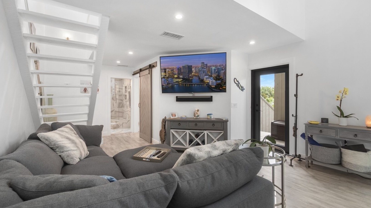 Photo of Livingroom in Jupiter