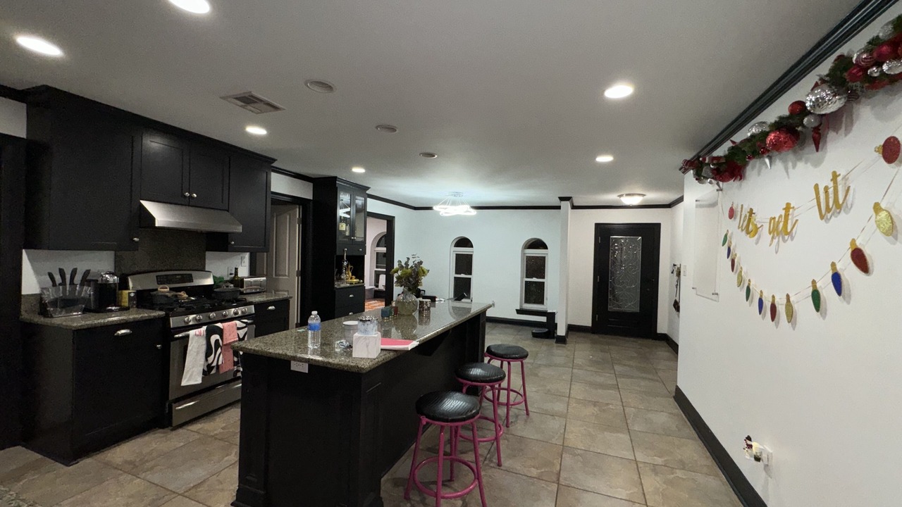 Photo of Kitchen in Kenner - Louis Armstrong International Airport