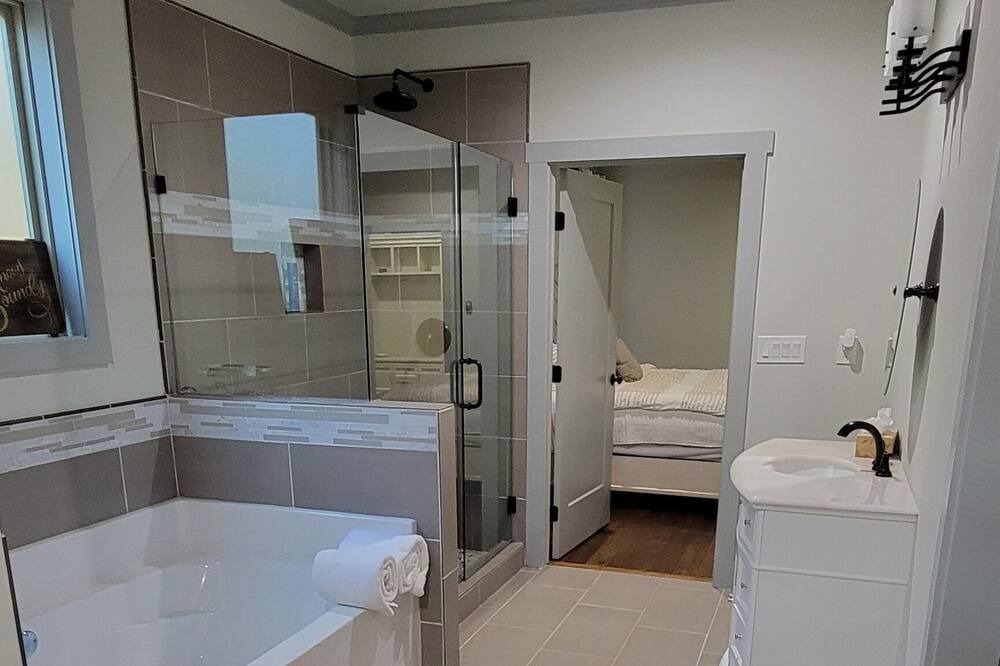 Photo of Bathroom in Snellville