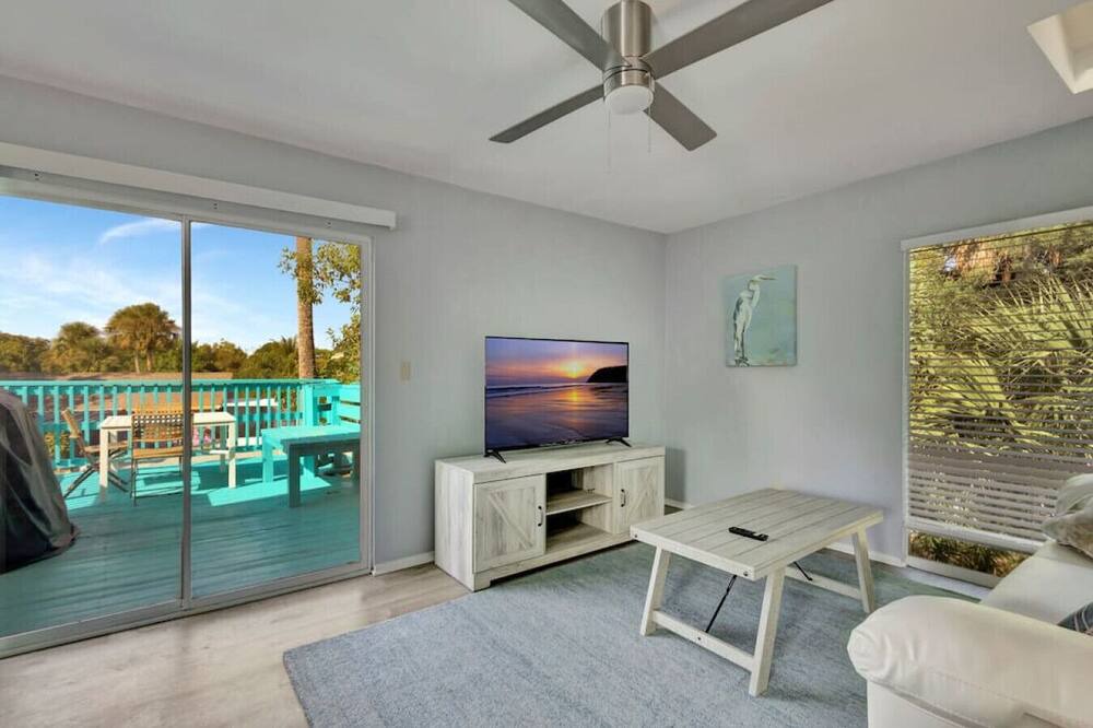 Photo of Others in Indian River Estates