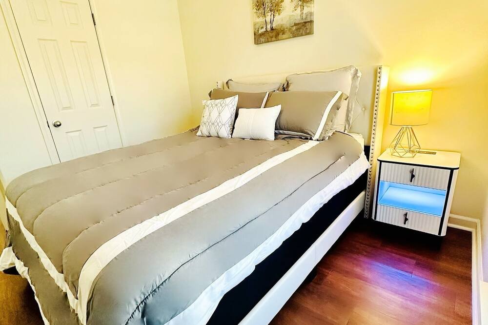 Photo of Bedroom in Gunter Afs