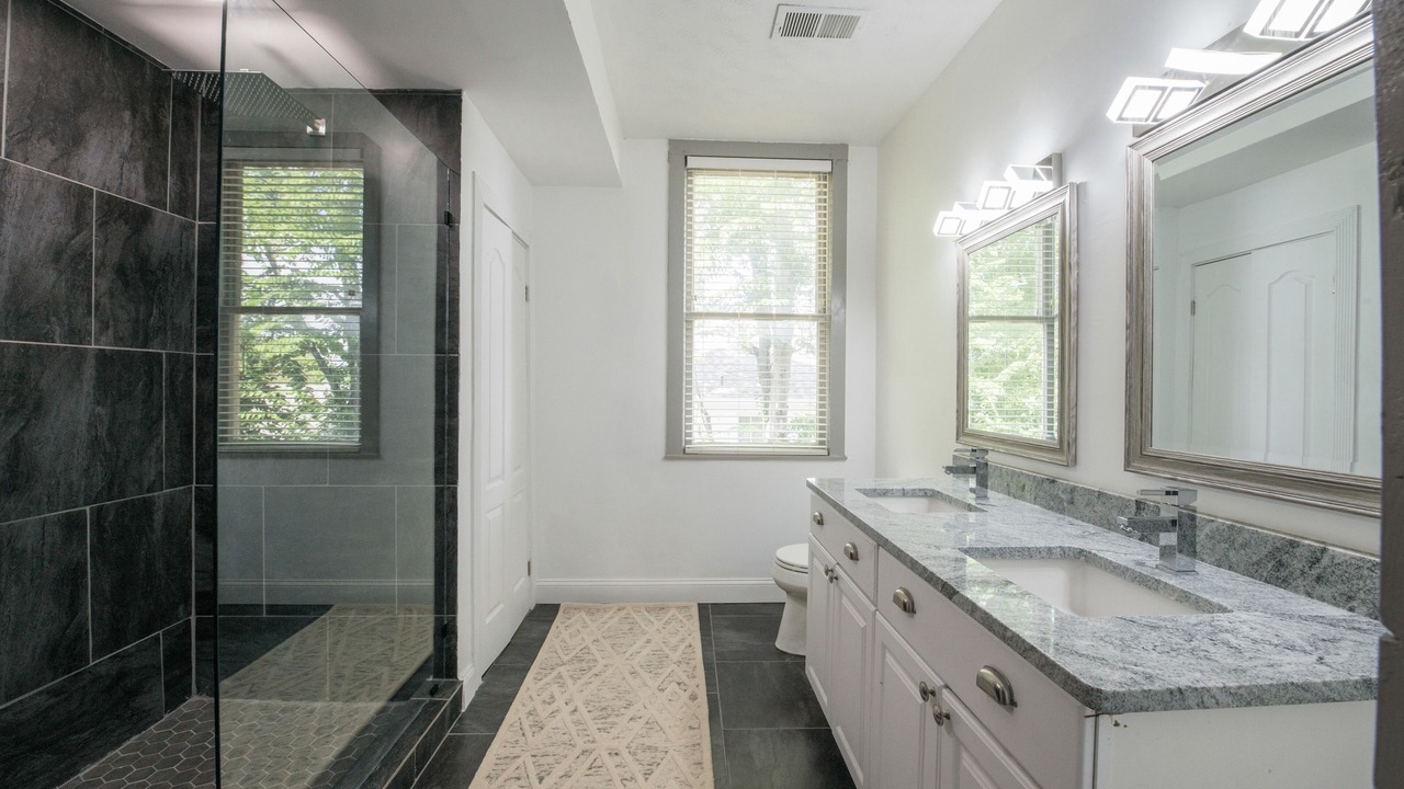 Photo of Bathroom in New Pathways