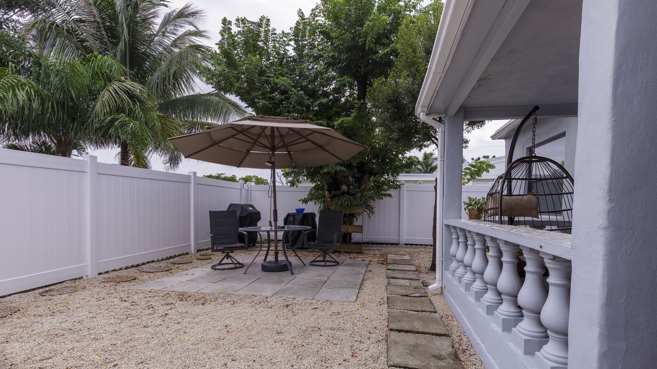 Photo of Patio Balcony in North Andrews Gardens