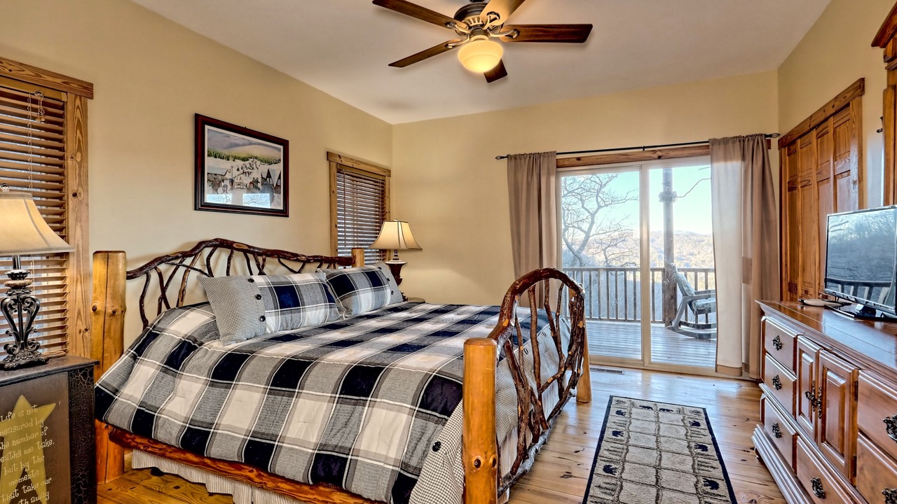 Photo of Bedroom in Sky Valley