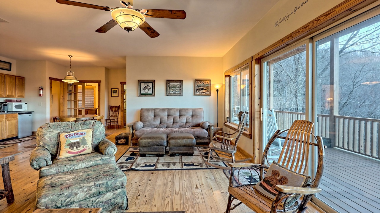 Photo of Livingroom in Sky Valley