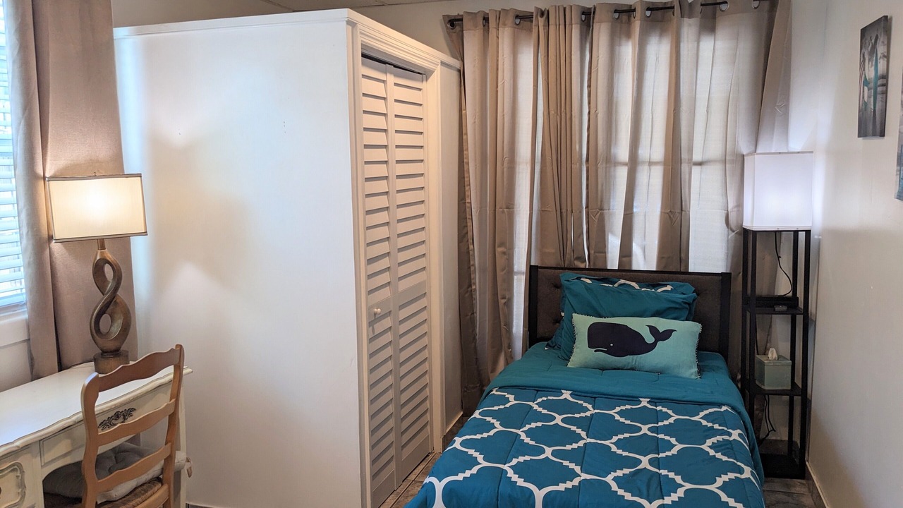 Photo of Bedroom in North Andrews Gardens