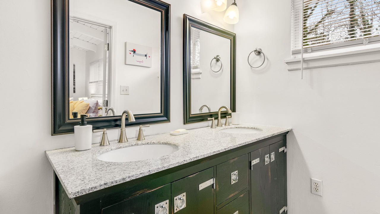 Photo of Bathroom in Buford Highway