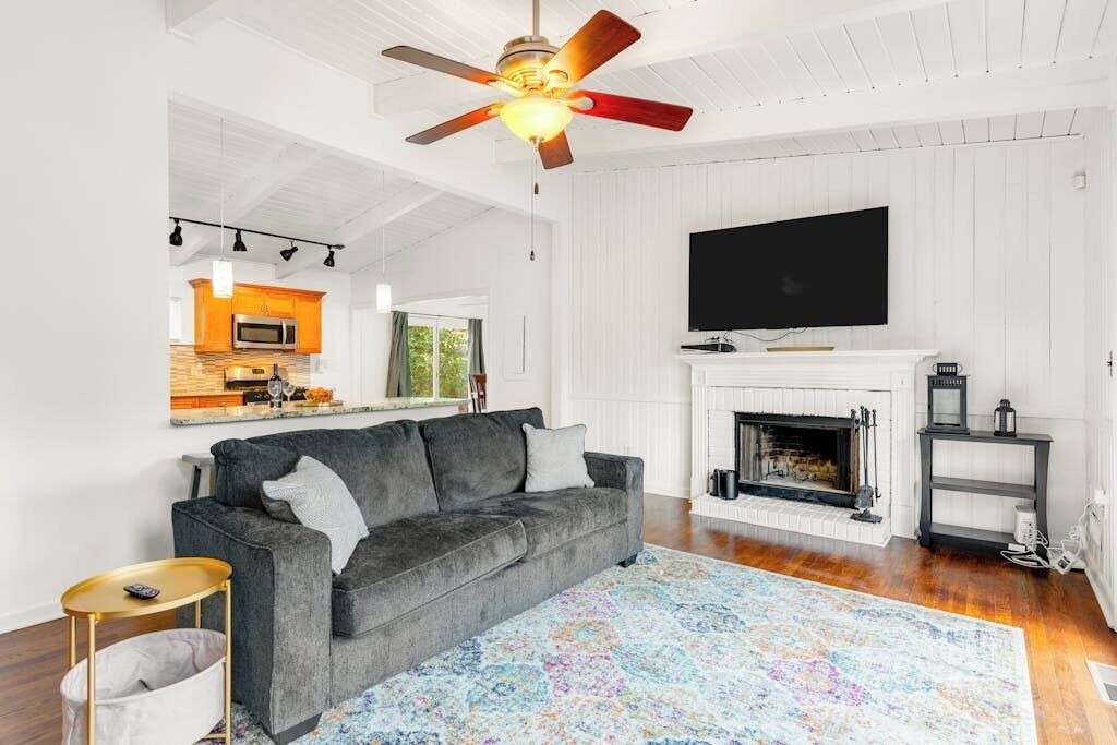 Photo of Livingroom in Buford Highway