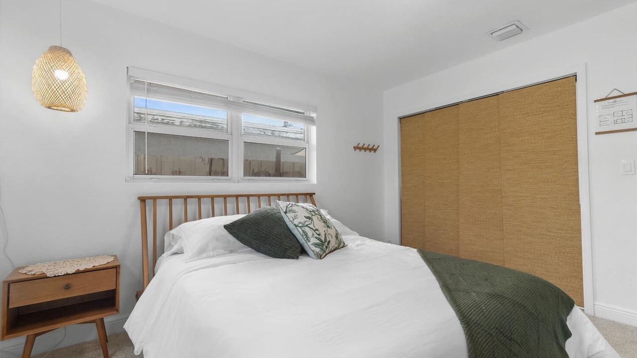 Photo of Bedroom in Poinsettia Heights