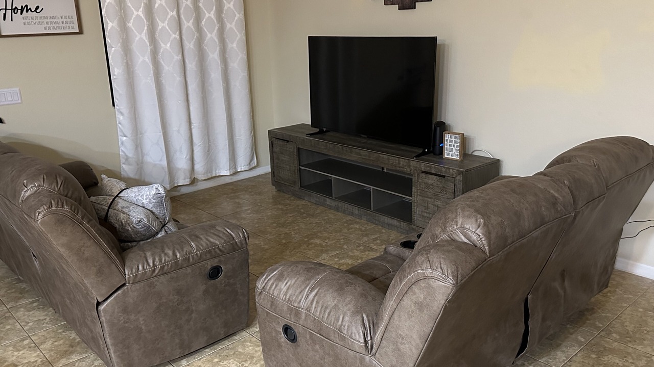 Photo of Livingroom in Fedhaven