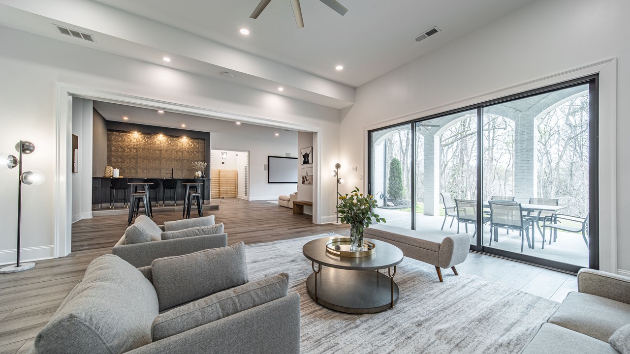 Photo of Livingroom in Sandy Springs