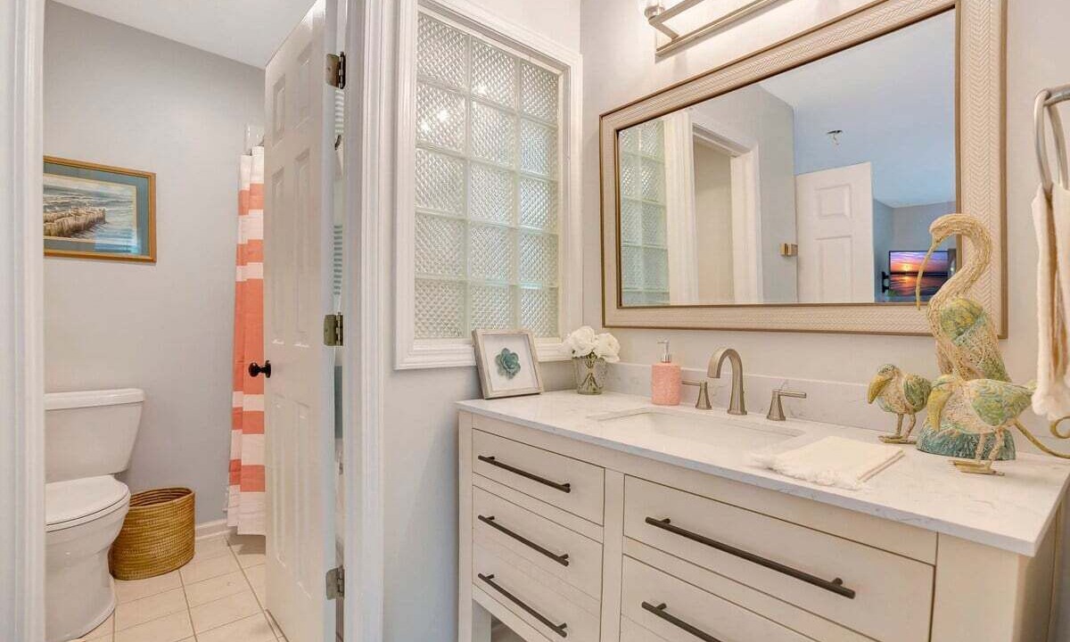 Photo of Bathroom in Fair Play