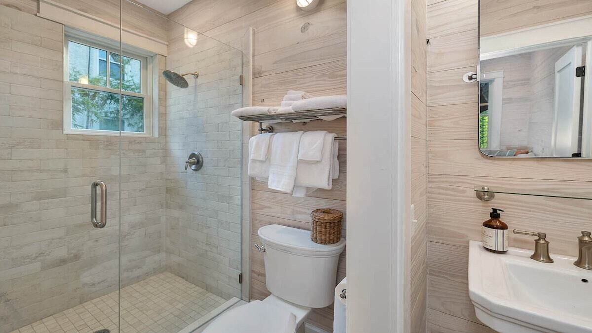 Photo of Bathroom in King City