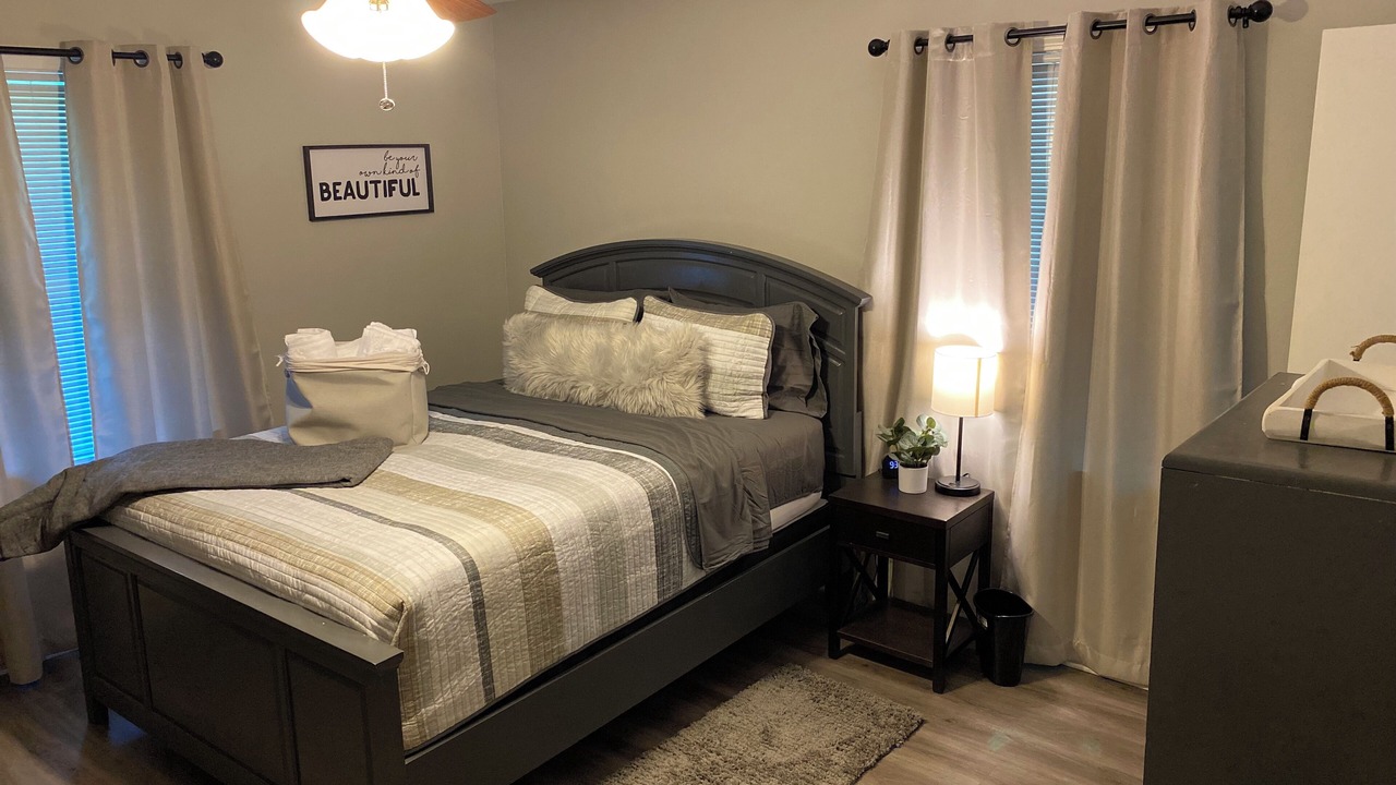 Photo of Bedroom in Pine Bluff