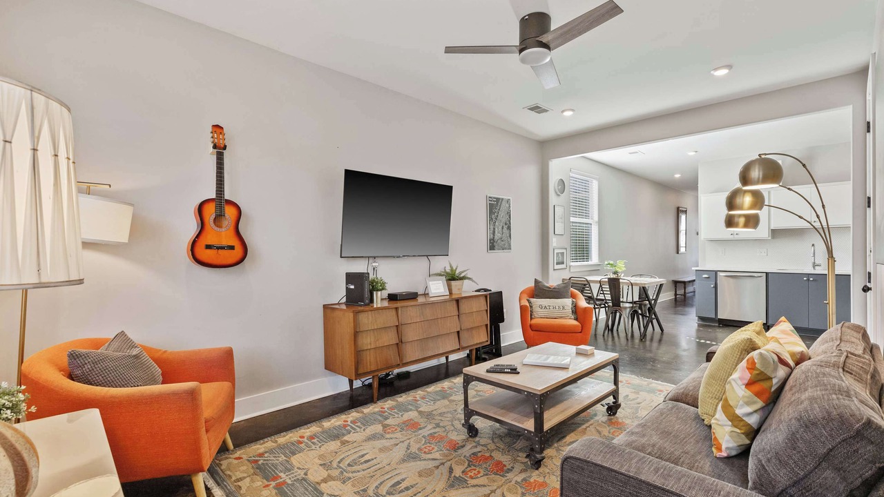 Photo of Livingroom in Cooper-Young Historic District