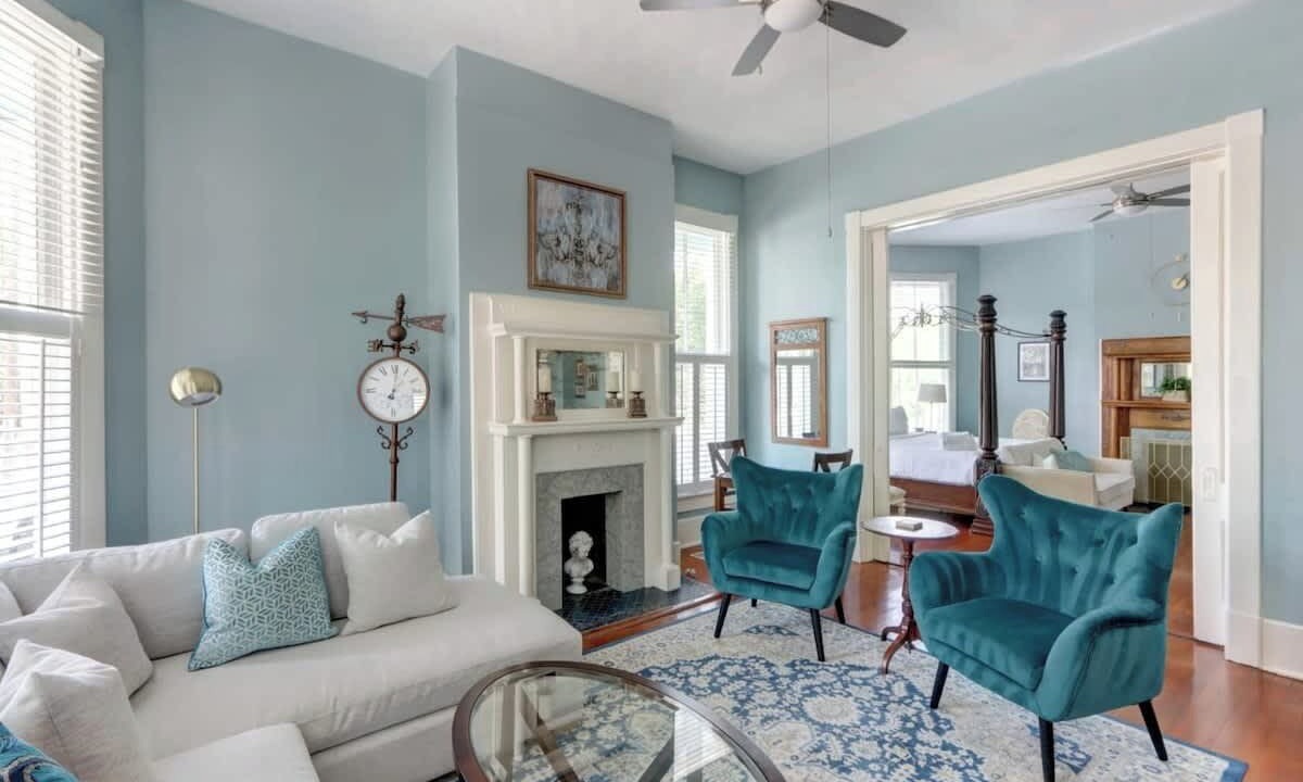 Photo of Livingroom in Historic Downtown Savannah