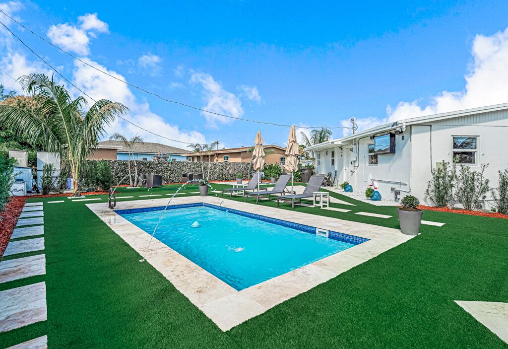 Photo of Outdoor in West Palm Beach