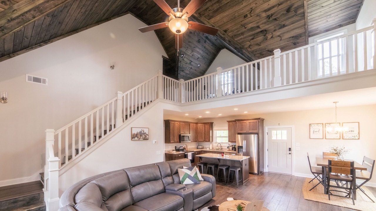 Photo of Livingroom in Ellijay