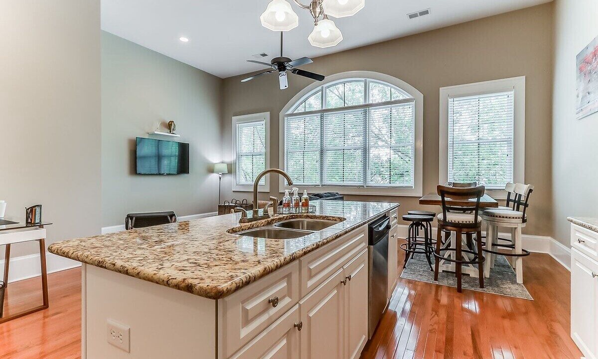 Photo of Kitchen in Metropolitan