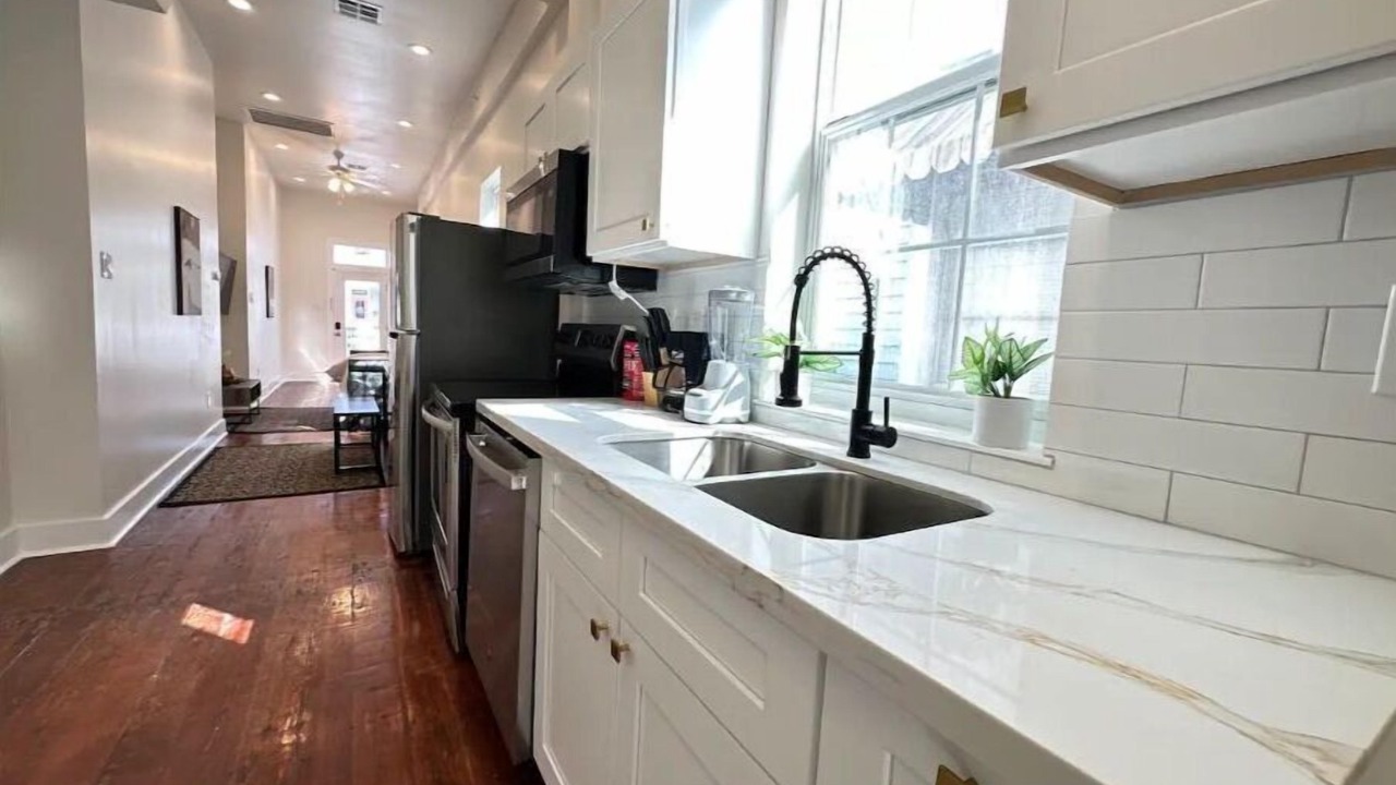 Photo of Kitchen in West Riverside