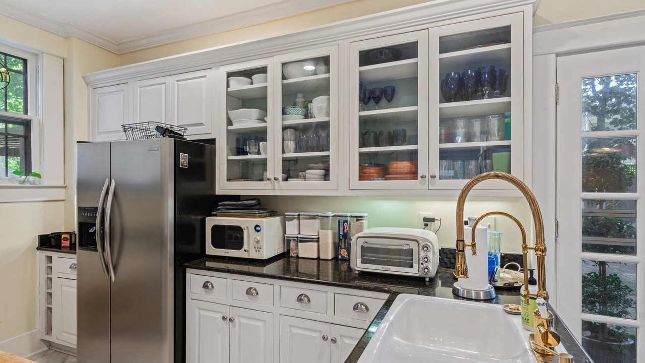 Photo of Kitchen in Cooper-Young Historic District