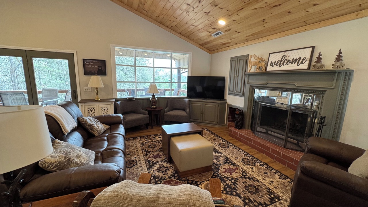 Photo of Livingroom in Sky Valley
