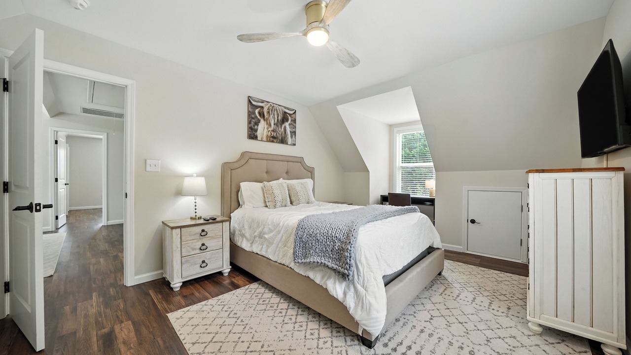 Photo of Bedroom in Buford