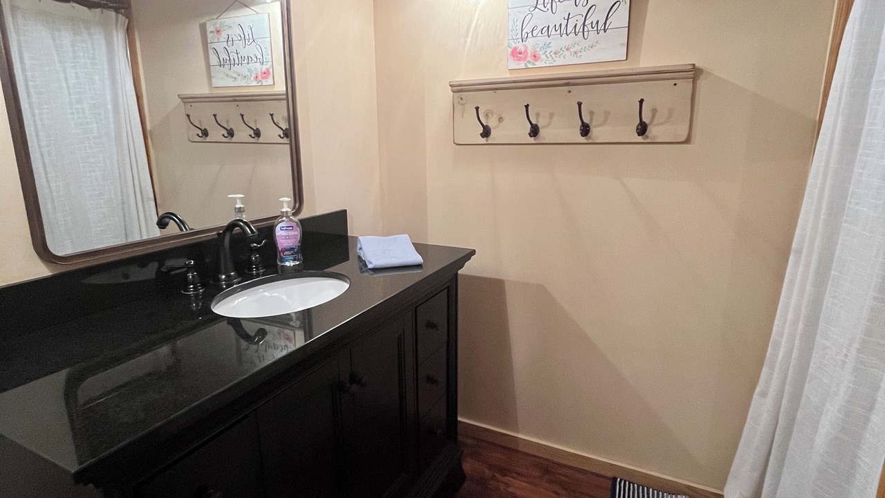 Photo of Bathroom in Dahlonega
