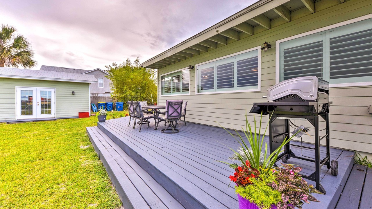 Photo of Outdoor in Brown Island