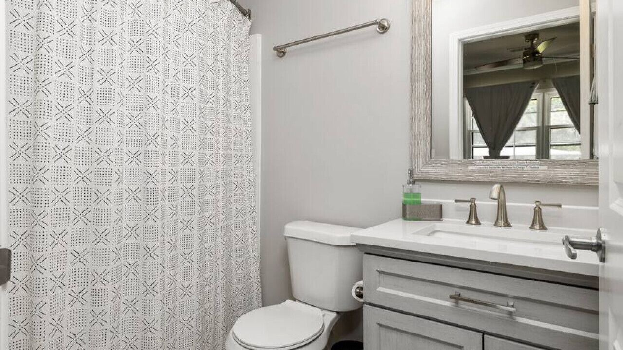 Photo of Bathroom in Mountain Brooke