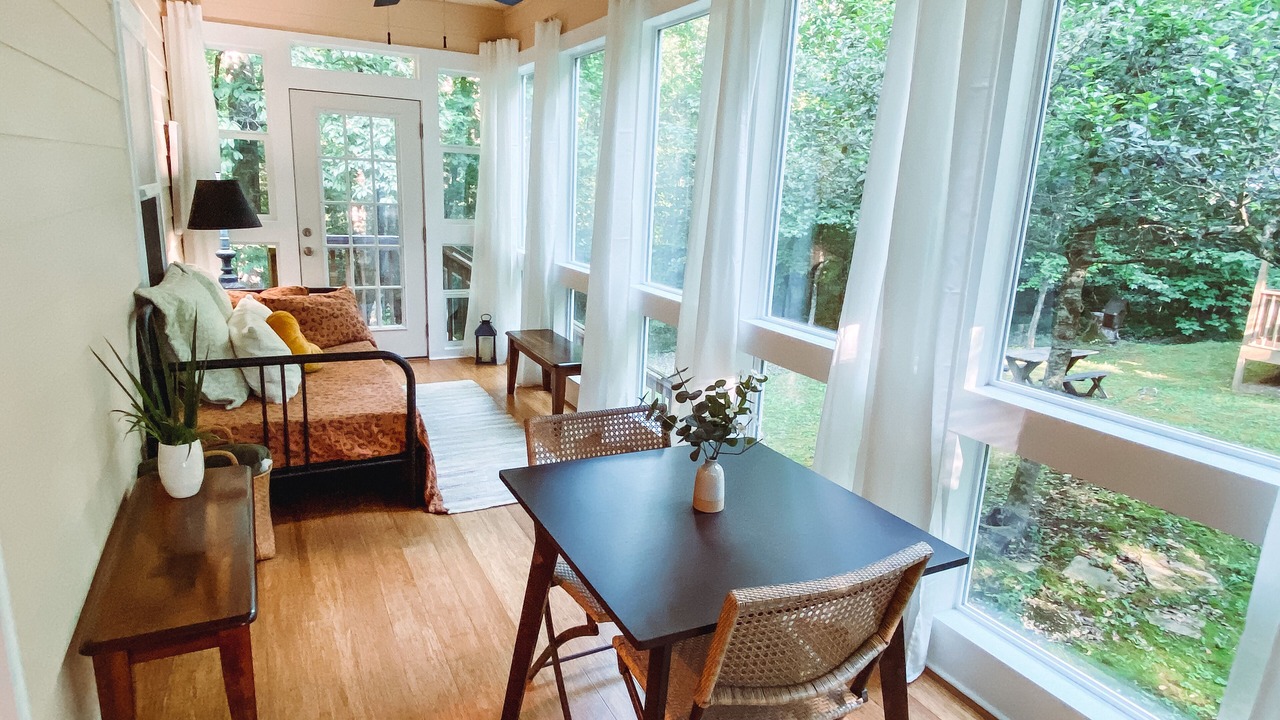 Photo of Bedroom in Cleveland