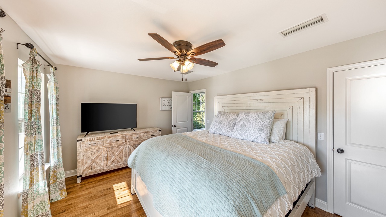 Photo of Bedroom in Freeport