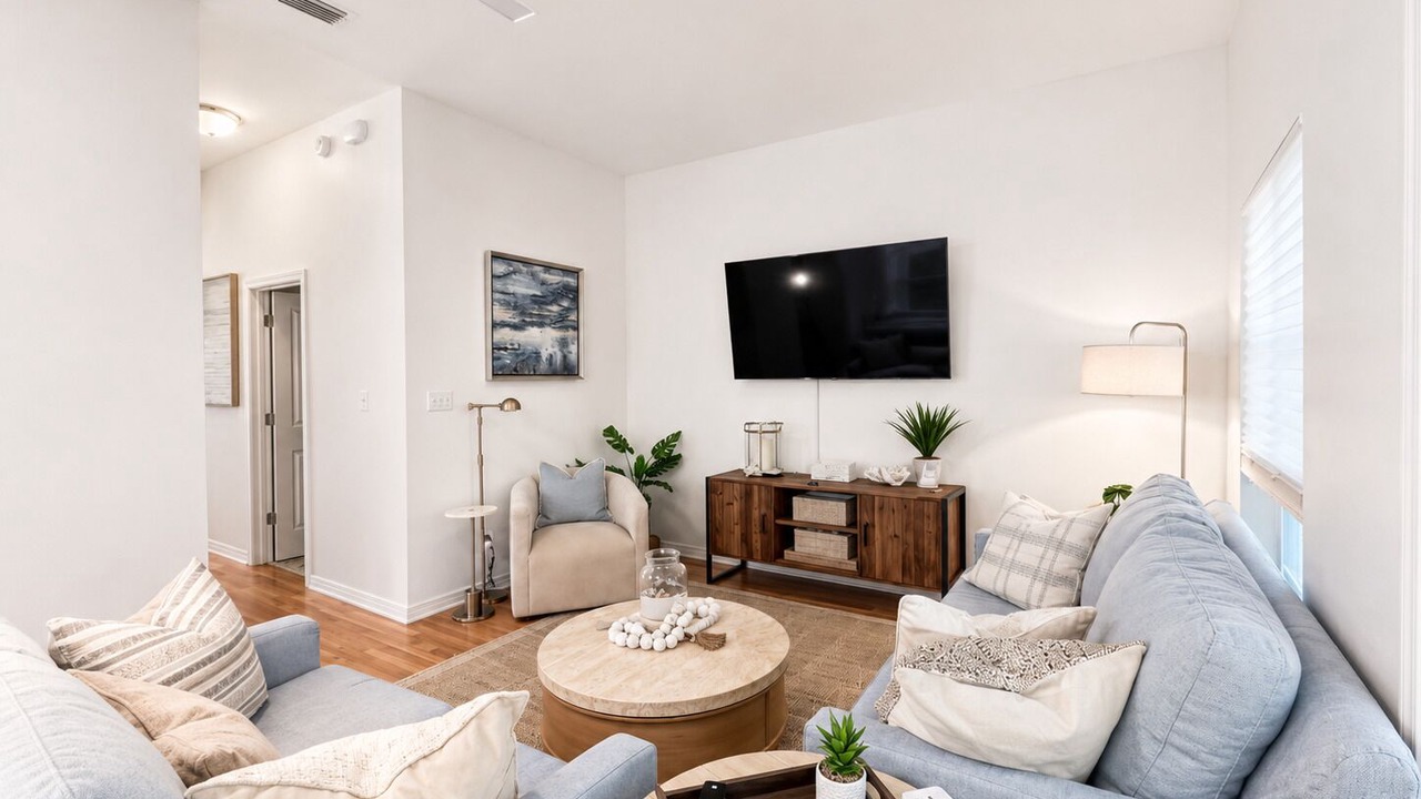 Photo of Livingroom in Dune Allen Beach