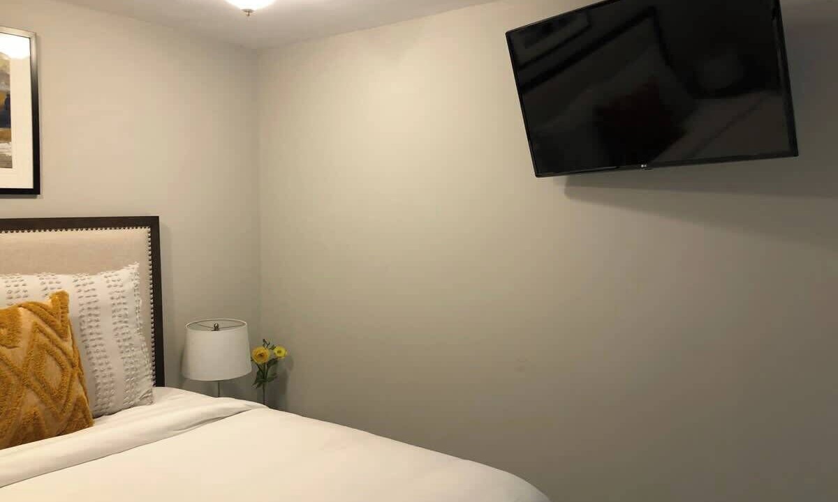 Photo of Bedroom in Harbor Beach