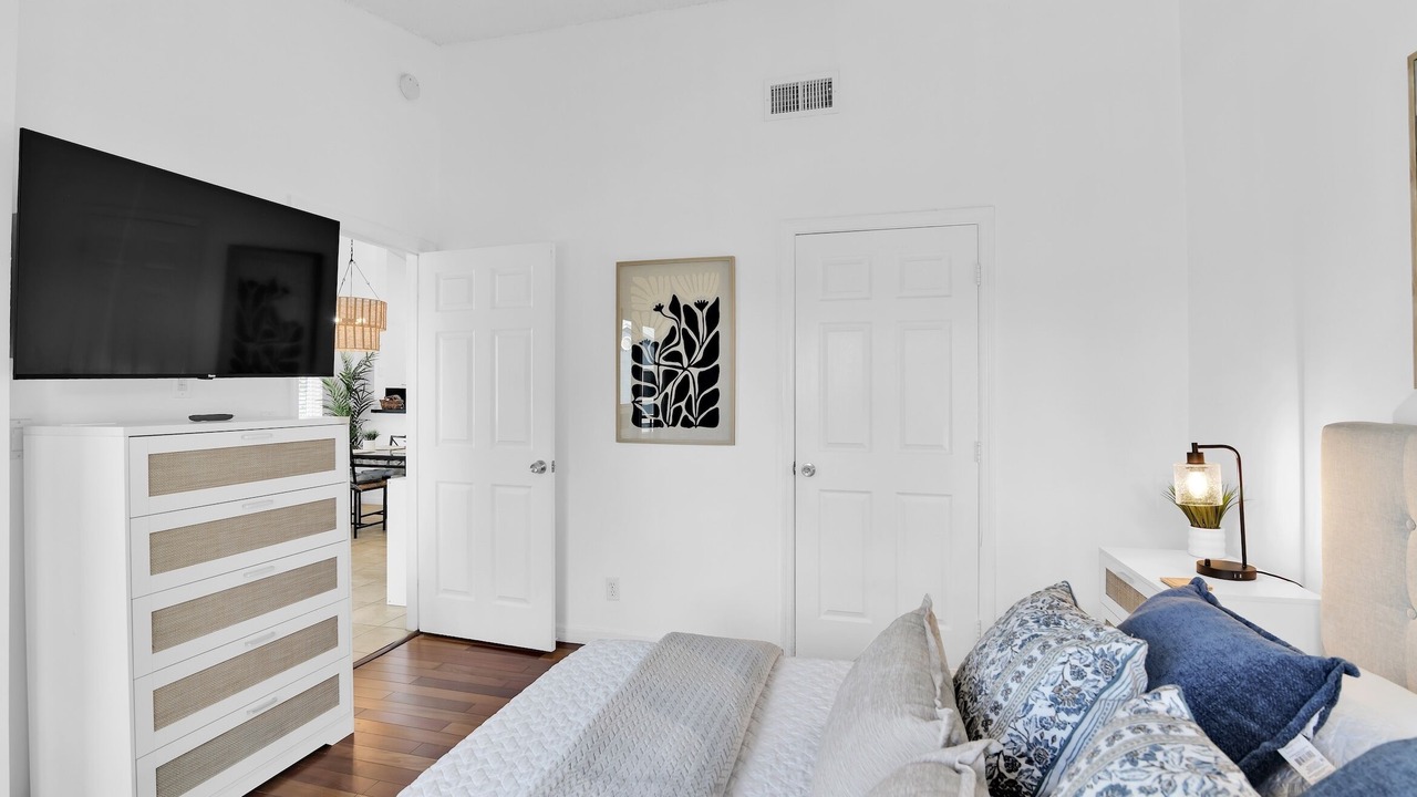 Photo of Bedroom in Mission Bay