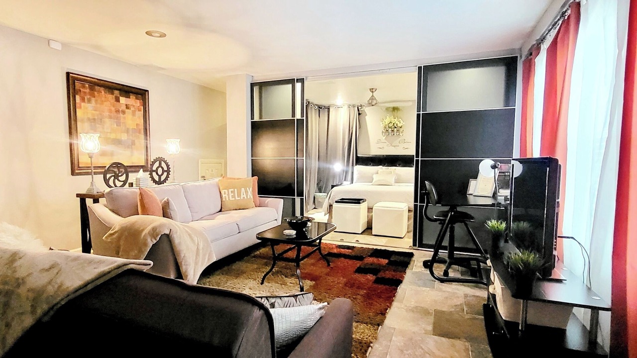 Photo of Livingroom in Buford
