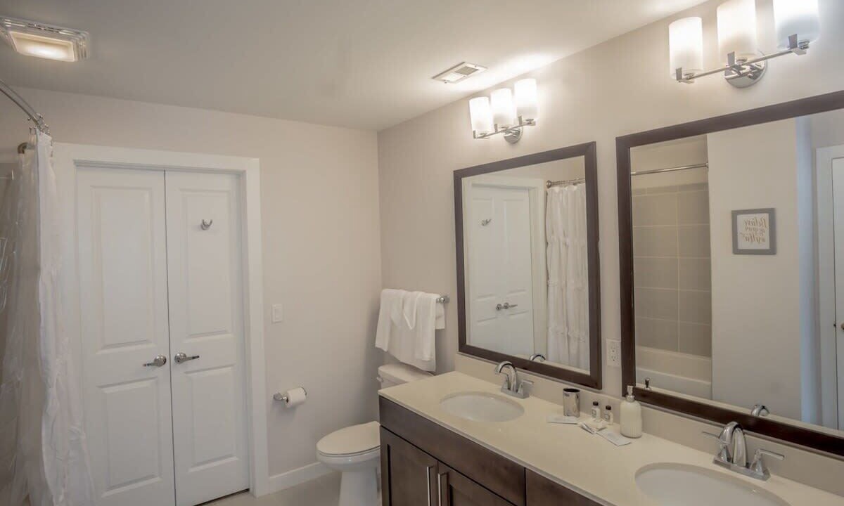 Photo of Bathroom in Lenox