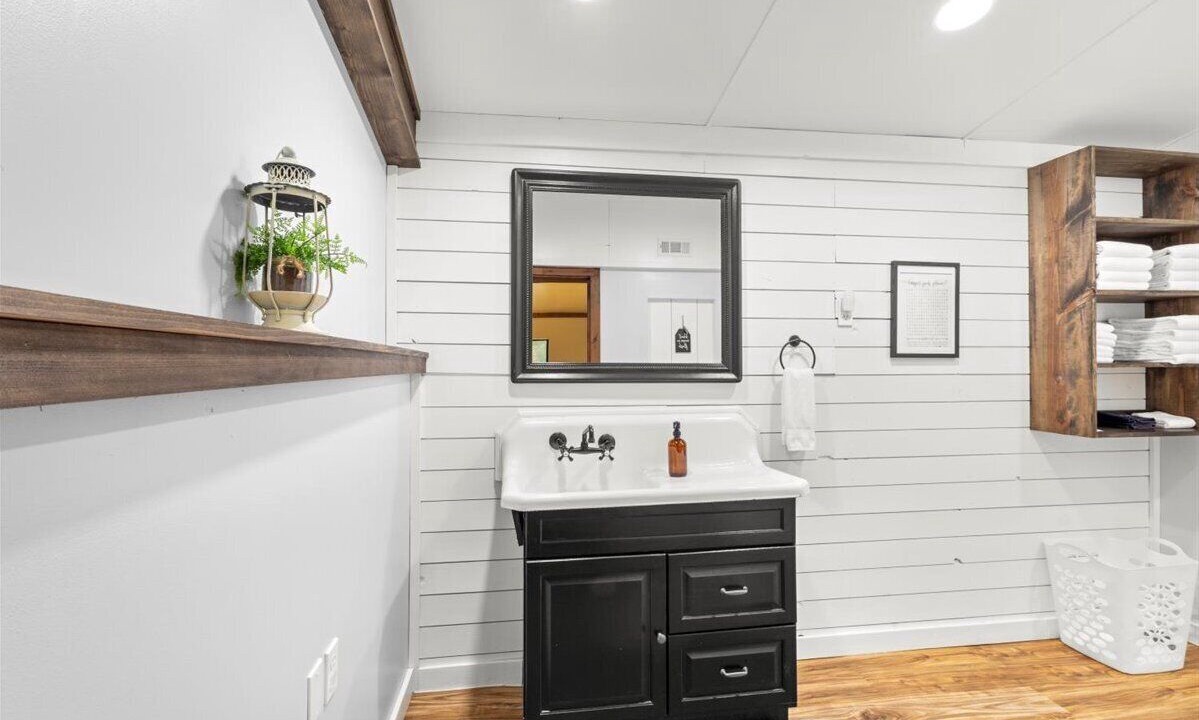 Photo of Bathroom in Marshallville