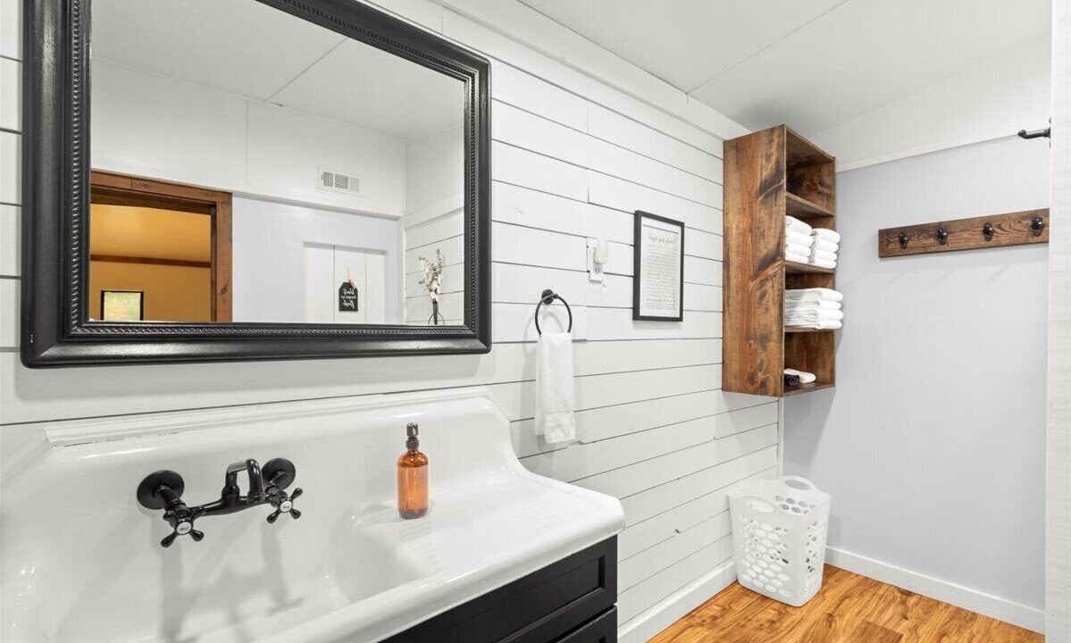 Photo of Bathroom in Marshallville