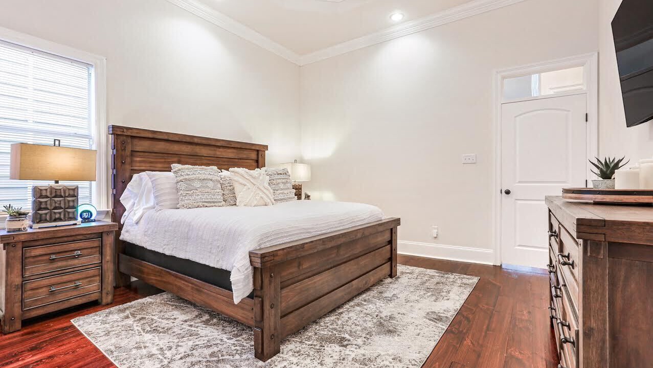 Photo of Bedroom in Mid-City