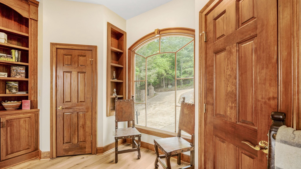 Photo of Bedroom in Necowa Cove