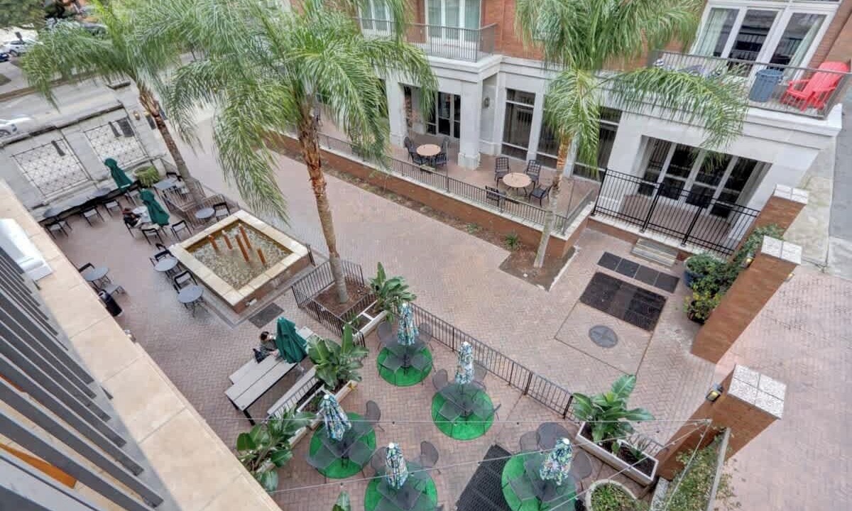 Photo of Outdoor in Historic District - North