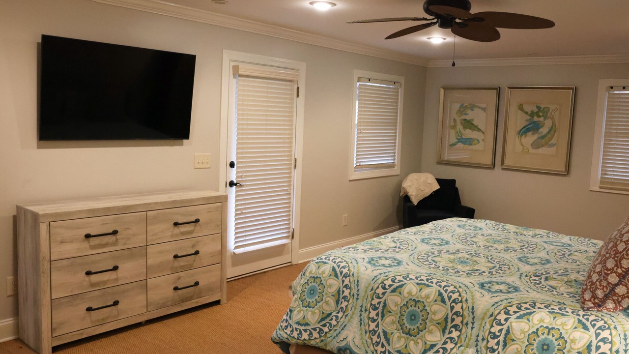 Photo of Bedroom in Misty River