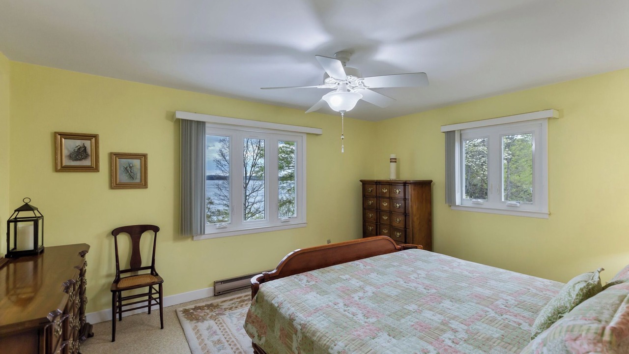 Photo of Bedroom in Salem