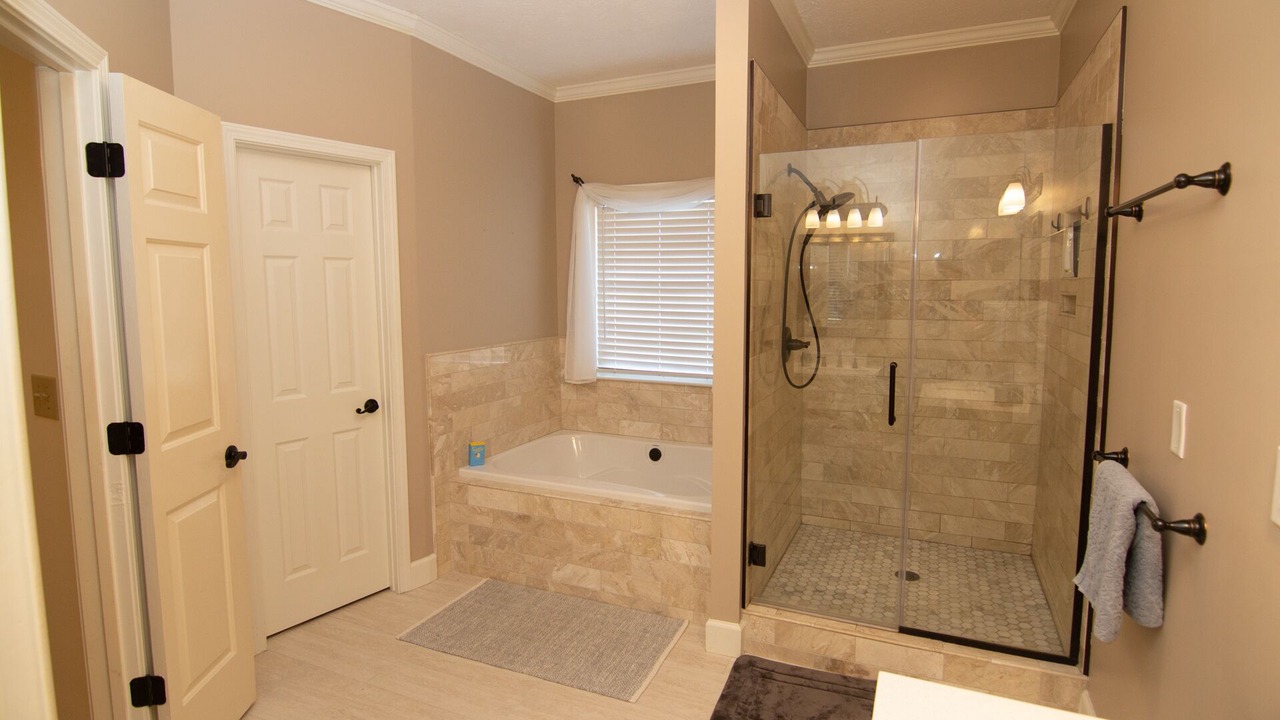 Photo of Bathroom in Locust Grove