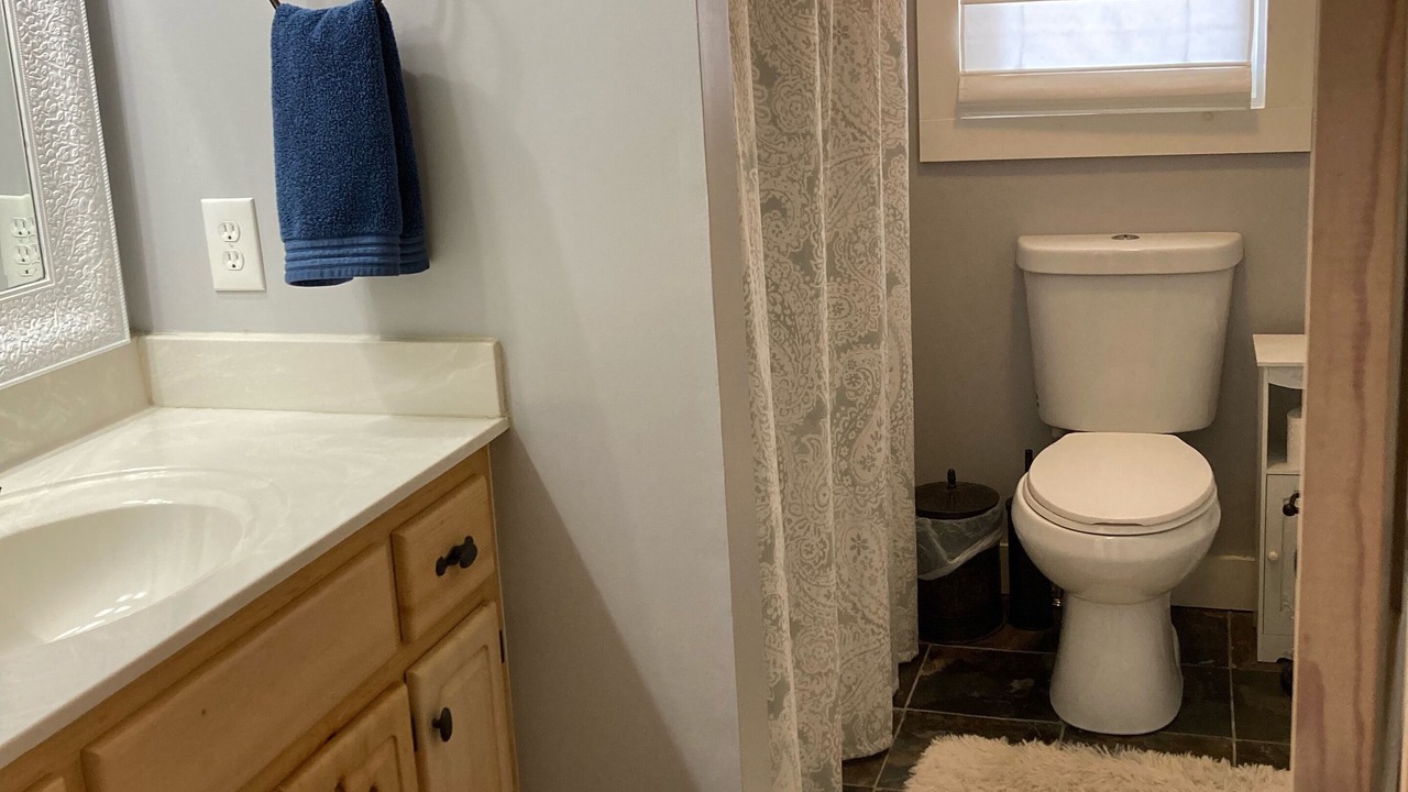Photo of Bathroom in Blairsville